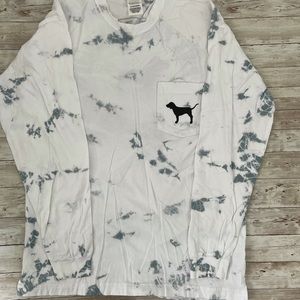 Victoria’s Secret Pink long sleeve Tee